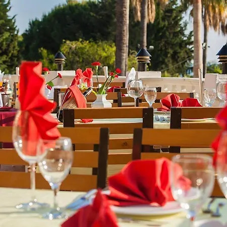 Iz Flower Hotel 4*