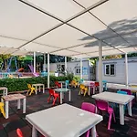 Iz Flower Hotel 4*