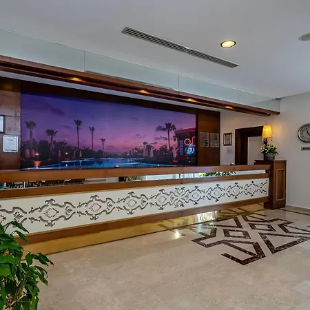 Hotel Iz Flower 4*