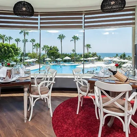 Iz Flower Hotel Side