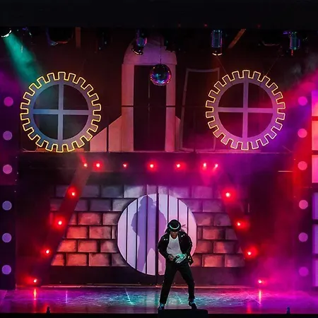 Iz Flower Hotel Side